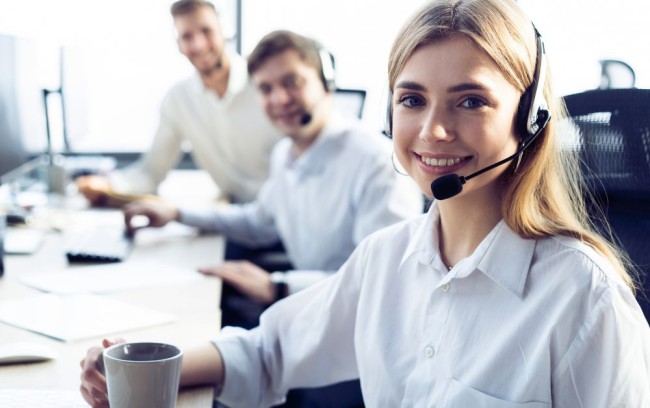 Кураторы и служба заботы: секрет успеха онлайн-школ