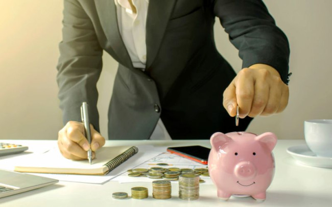 Как техспецу зарабатывать в кризис: рабочие партнёрки