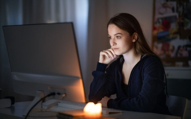 8 задач онлайн-школы, которые вы всё ещё делаете вручную (и как их убить за вечер с Vakas-tools)